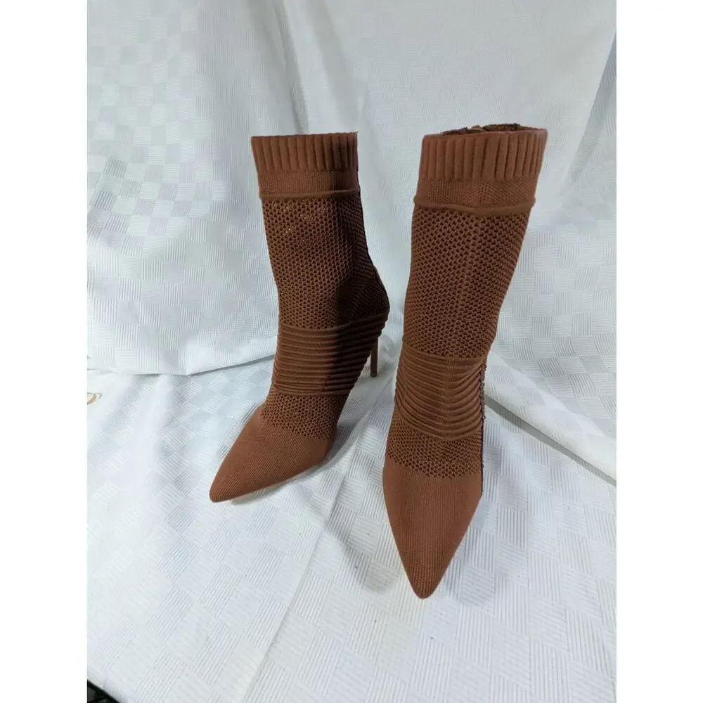 NWOT! ROUGE HELIUM! LUXE BROWN KNIT ELASTIC FITTED STILETTO ANKLE BOOTS! SZ 10M